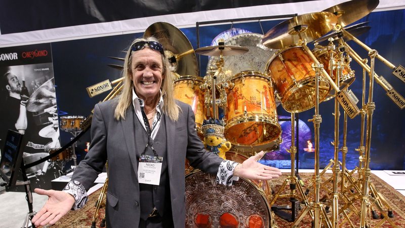 Nicko McBrain anuncia sua saída do Iron Maiden